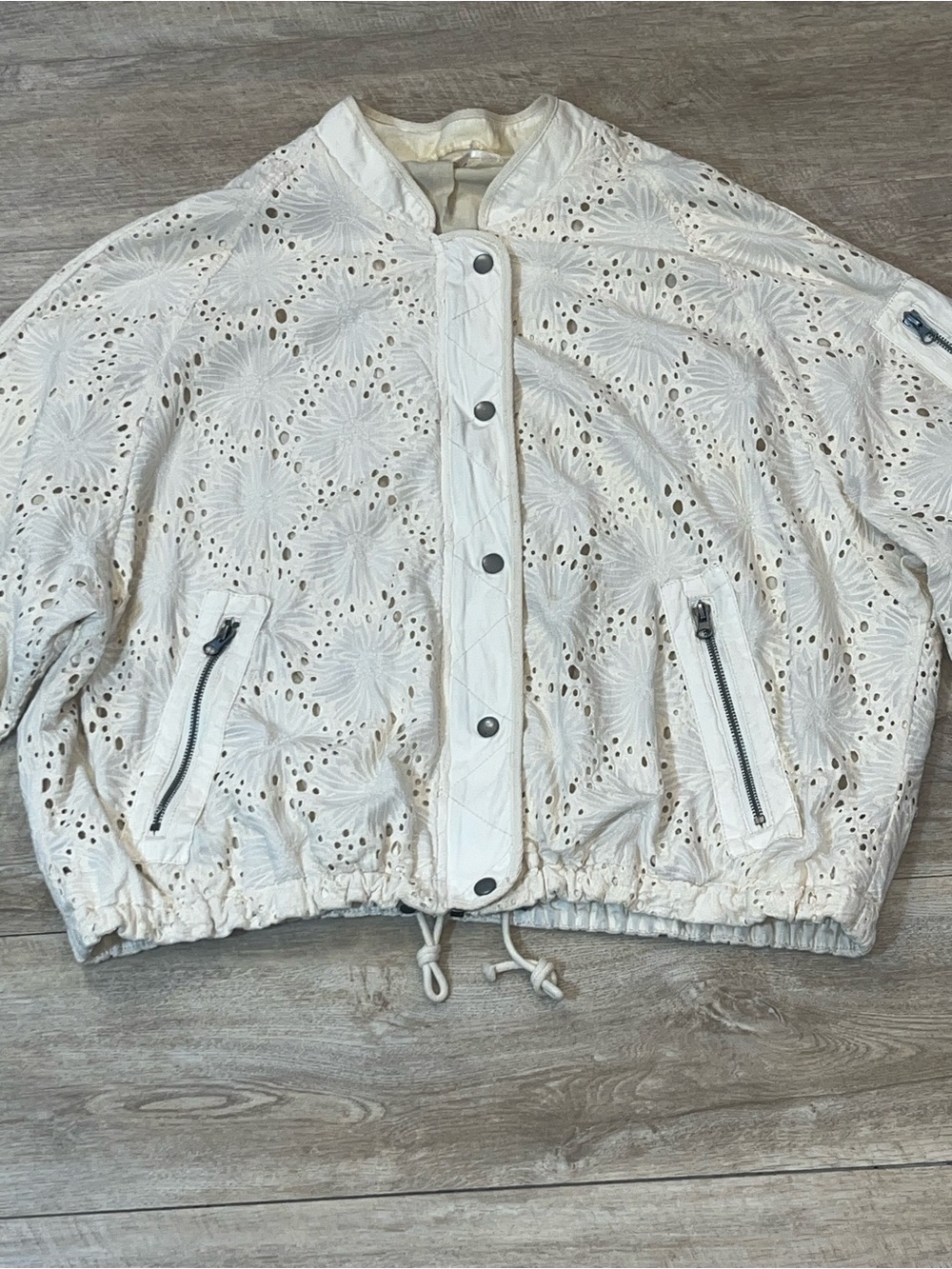 Free People Women’s Daisy Jane Cotton Eyelet Bomber Jacket Size Medium - Picture 7 of 11